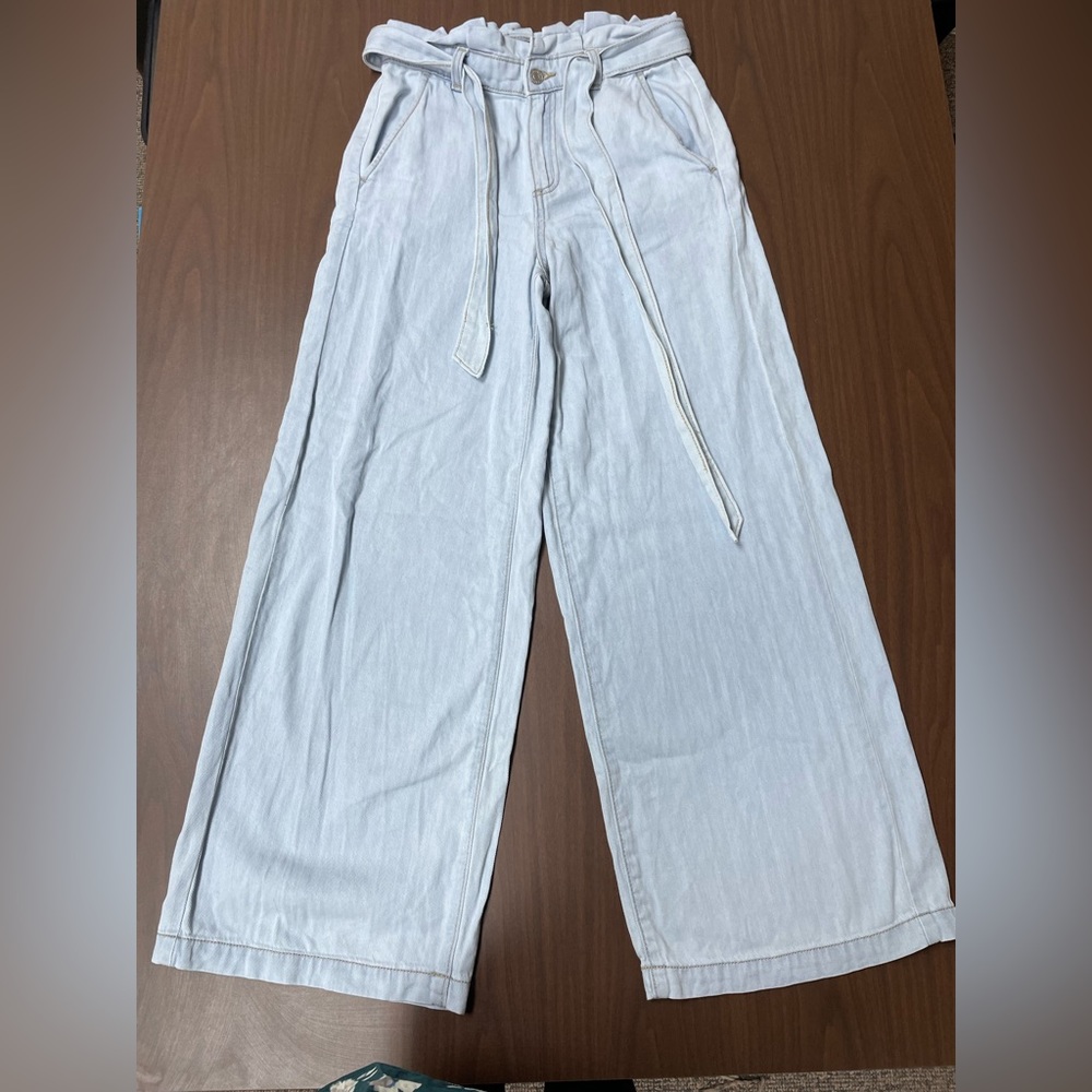 High rise, wide leg jeans